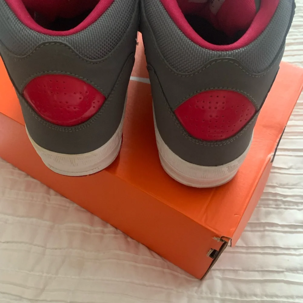 Jordan retro hot